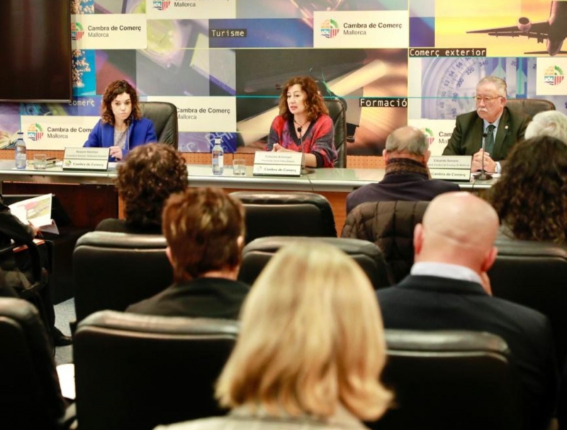 El Govern y el sector empresarial tratan la aplicación del Régimen Fiscal Especial
